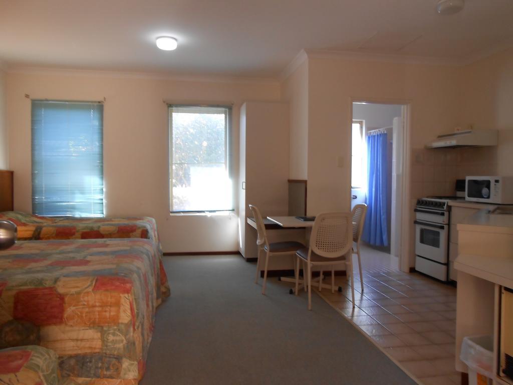 Augusta'S Georgiana Molloy Motel Εξωτερικό φωτογραφία