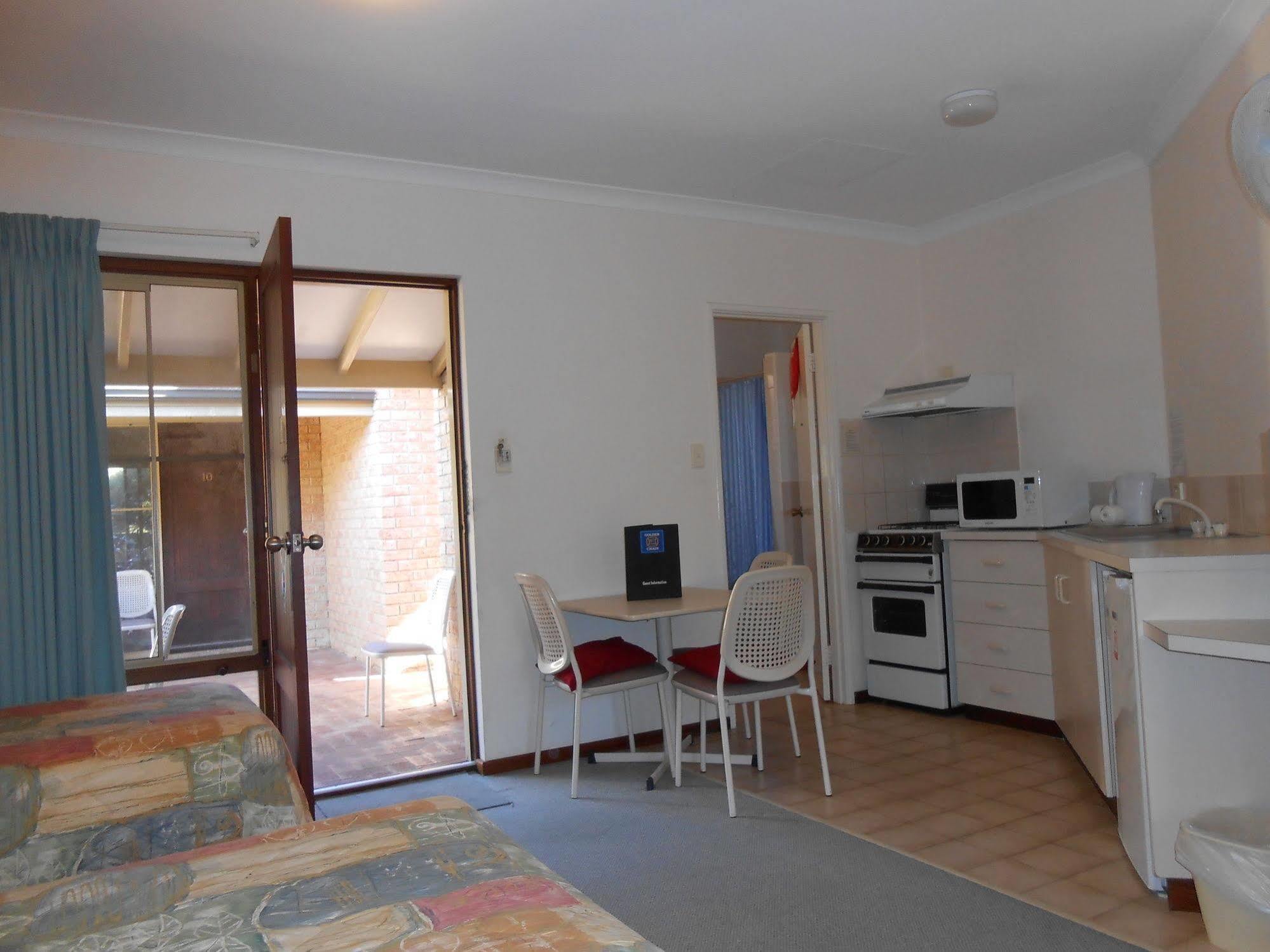 Augusta'S Georgiana Molloy Motel Εξωτερικό φωτογραφία