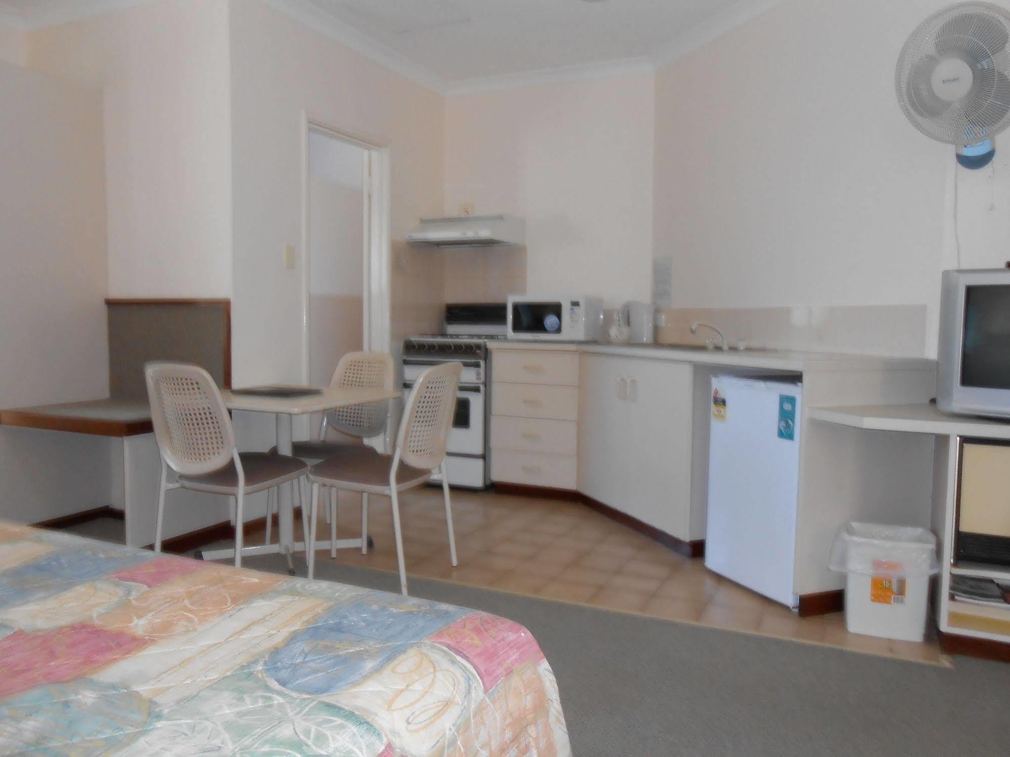 Augusta'S Georgiana Molloy Motel Εξωτερικό φωτογραφία
